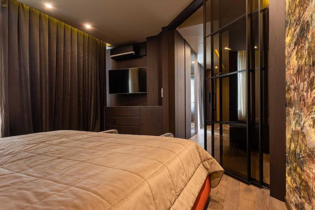Luxury Apartment In The Superb Location คีชีเนา ภายนอก รูปภาพ